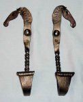 Horse head hooks